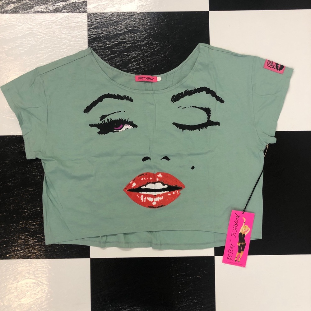 RARE BETSEY JOHNSON MINT WINK GRAPHIC TEE
